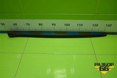 Молдинг лобового стекла левый (7475979) для BMW 2-серия F44 с 2019г