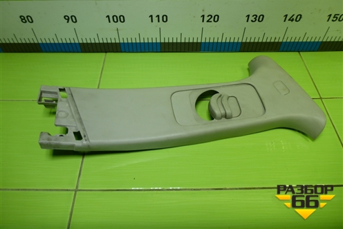 Обшивка стойки центральная верхняя правая (9647398777) для Peugeot 307 с 2001-2007г