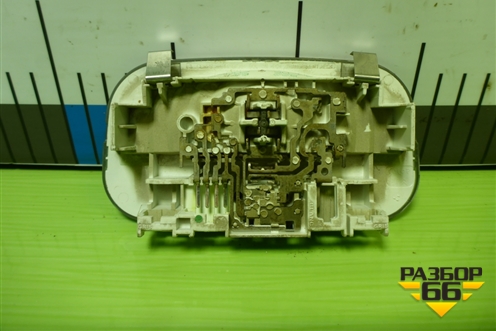 Плафон салонный центральный (9652262180) для Peugeot 307 с 2001-2007г