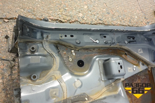 Порог со стойкой левый для Mazda Mazda 5 с 2005-2010г