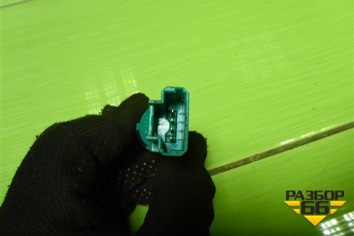 Датчик включения стопсигнала (9650688480) для Peugeot 307 с 2001-2007г