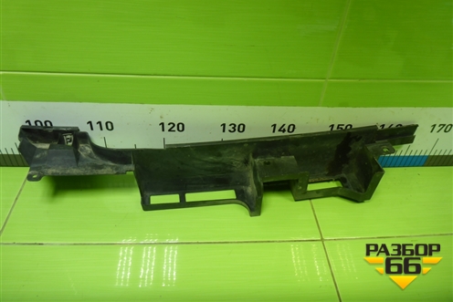 Кронштейн заднего бампера центральный для Peugeot 307 с 2001-2007г