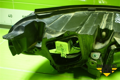 Фара левая (ксенон с блоком и лампой) (983283768000) для Opel  Zafira Life с 2019г (Зафира Лайф)