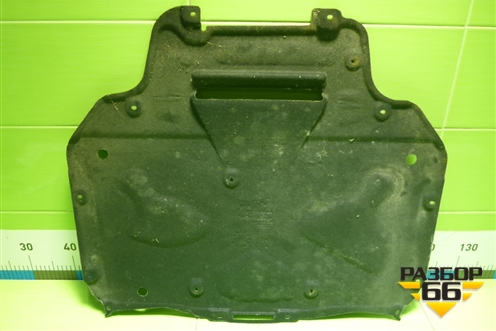 Пыльник двигателя (4M0825236A) для Audi Q7 c 2015г (Ку 7)