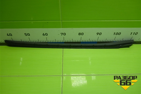 Молдинг лобового стекла левый (новый) (51137475009) для BMW 4-серия G22 с 2020г