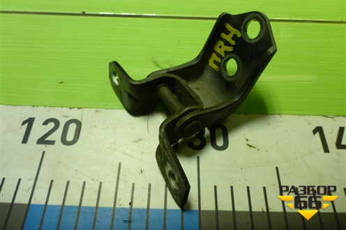 Петля двери передней правой нижняя для Mazda Mazda 5 с 2005-2010г