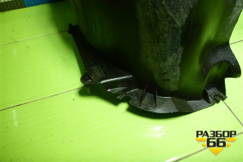 Локер передний правый (9670889580) для Peugeot 408 с 2012г