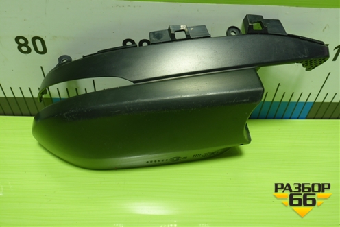 Накладка зеркала правого (нижняя) для Toyota Rav-4 с 2012-2019г (Рав 4)