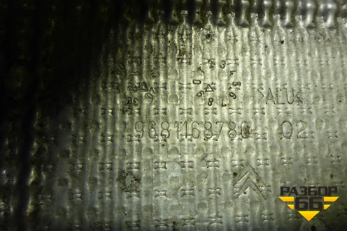 Экран тепловой (на днище) (9681168780) для Peugeot 408 с 2012г