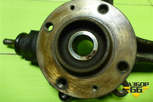 Кулак поворотный передний правый для Peugeot 408 с 2012г