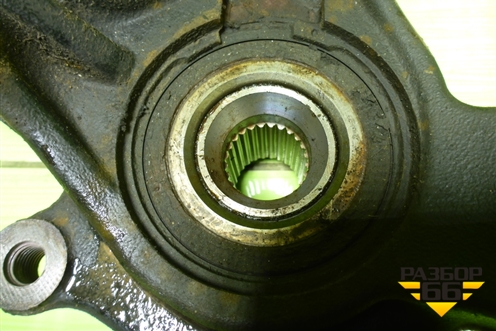 Кулак поворотный передний правый для Peugeot 408 с 2012г