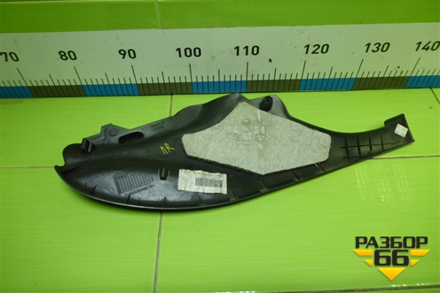 Накладка внутренняя (на консоль правая) (9661103777) для Peugeot 408 с 2012г