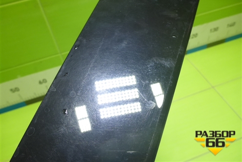 Накладка двери передней левой (на рамку) (75756740) для Lexus RX 350 c 2015г (РХ)