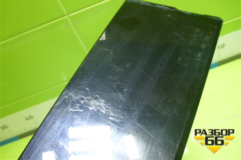 Накладка двери передней левой (на рамку) (KB8A50M21) для Mazda CX 5 с 2017г (СХ5)