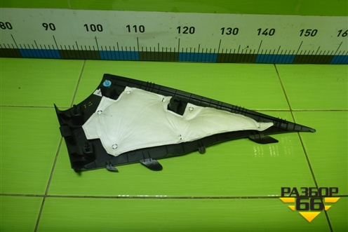 Обшивка стойки задняя верхняя левая (седан) (858501R000RY) для Hyundai Solaris с 2010-2016г (Солярис)