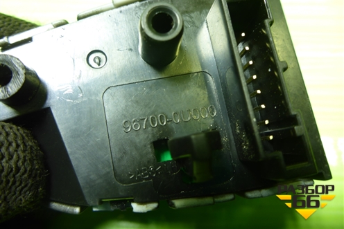 Модуль кнопок управления магнитолой (967000U000) для Hyundai Solaris с 2010-2016г (Солярис)