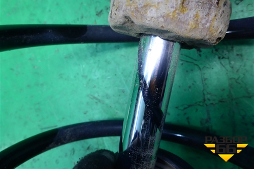 Амортизатор передний правый (543021AN0B) для Nissan Murano (Z51) с 2007-2015г (Мурано)