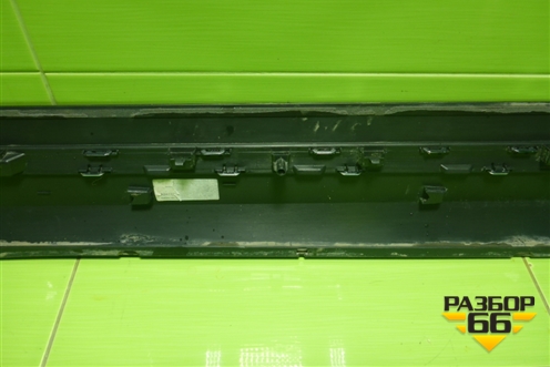 Накладка двери передней правой (A2477271501) для Mercedes Benz GLA-Klass H247 с 2019г (ГЛА)