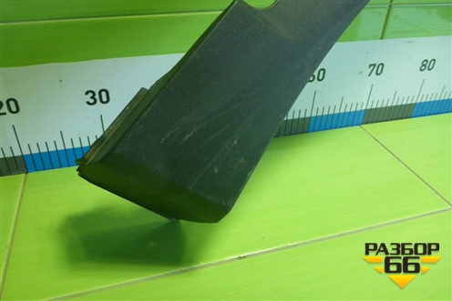 Накладка переднего крыла правого (87712S1AA0) для Hyundai Santa Fe с 2018-2024г (Санта Фе)