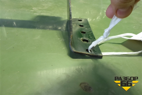 Кронштейн подножки  (H4831022500A0) для Foton Auman EST с 2016г (Ауман)