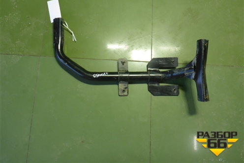 Кронштейн переднего крыла правый  (H4843022200A0) для Foton Auman EST с 2016г (Ауман)