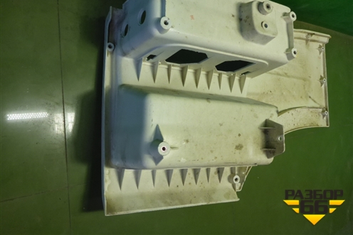 Корпус подножки правой (H4831010505A0) для Foton Auman EST с 2016г (Ауман)