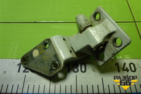 Петля двери правой нижняя для Iveco Stralis с 2007г (Стралис)