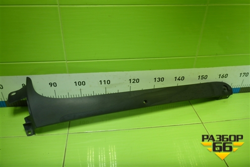 Молдинг лобового стекла левый  (504283187) для Iveco Stralis с 2007г (Стралис)