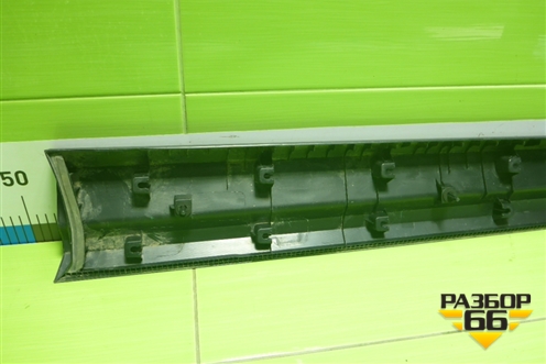 Накладка двери передней правой (6600125112) для Geely Coolray с 2019-2025г (Кулрей)