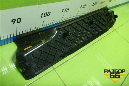 Накладка порога внутренняя правая  (504065798) для Iveco Stralis с 2007г (Стралис)