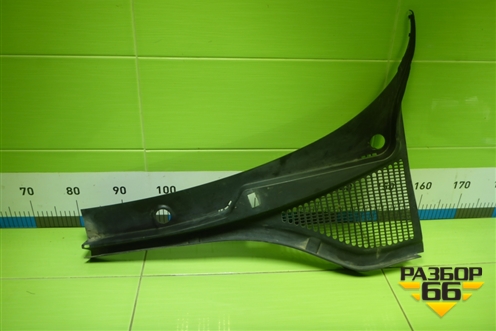 Решетка стеклоочистителей левая (5E1819415B) для Skoda Octavia (A7) с 2013г (Октавия)