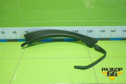 Накладка двери задней правой (6785748032) для Lexus RX 350 c 2015г (РХ)