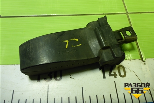 Ограничитель двери задней левой для Skoda Octavia (A7) с 2013г (Октавия)