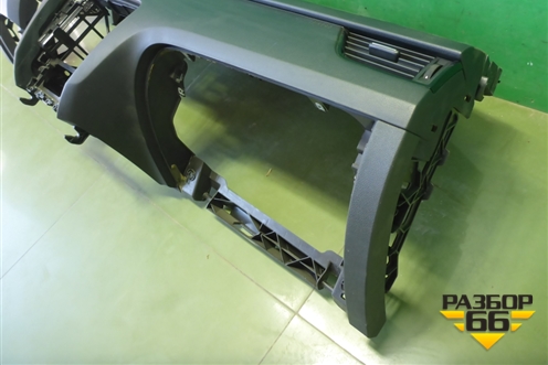 Торпедо под AIR BAG без AIR BAG (5EU857091A) для Skoda Octavia (A7) с 2013г (Октавия)