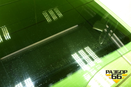 Стекло двери задней правой (лифтбэк) (5E5845206C) для Skoda Octavia (A7) с 2013г (Октавия)