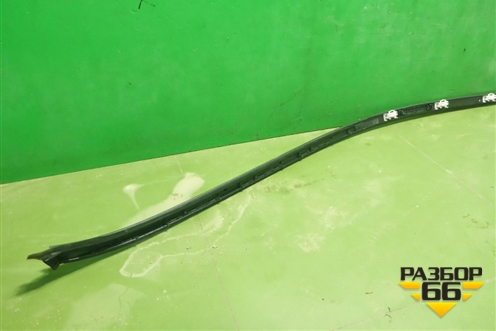 Молдинг крыши правый (A2056900282) для Mercedes Benz C-Klass W205 с 2014г (Ц)