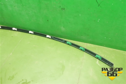 Молдинг крыши правый (A2056900282) для Mercedes Benz C-Klass W205 с 2014г (Ц)