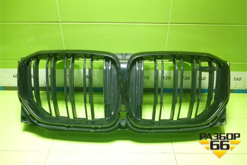 Решетка радиатора (5113226775) для BMW X5M F95 с 2019г (Х5М Ф95)