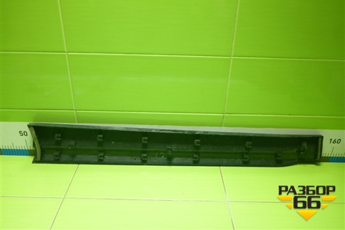 Накладка двери передней правой (6600125112) для Geely Coolray с 2019-2025г (Кулрей)