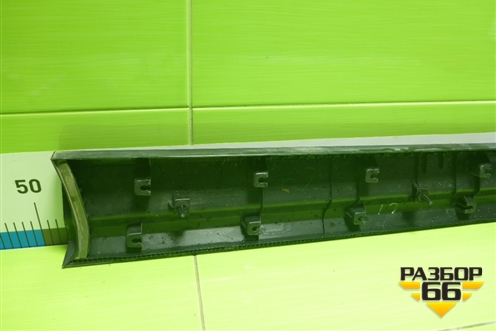 Накладка двери передней правой (6600125112) для Geely Coolray с 2019-2025г (Кулрей)