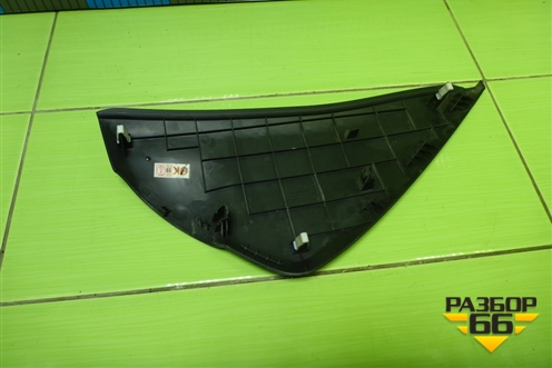 Накладка на торпедо (боковая левая) (847154Y100) для Kia Rio с 2011-2016г (Рио 3)