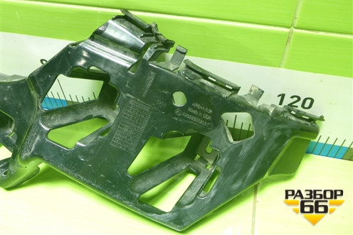 Кронштейн заднего бампера правый (A2928800203) для Mercedes Benz GLE-Klass (купе) C292 с 2015г (ГЛЕ)