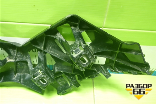 Кронштейн заднего бампера правый (A2928800203) для Mercedes Benz GLE-Klass (купе) C292 с 2015г (ГЛЕ)