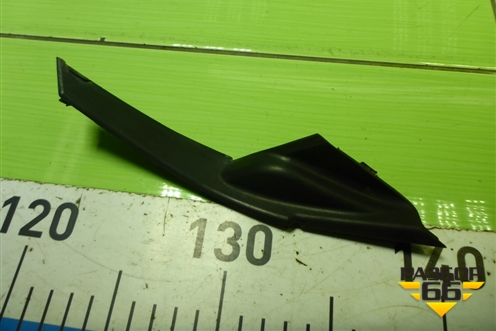 Молдинг лобового стекла нижний правый (861544Y000) для Kia Rio с 2011-2016г (Рио 3)