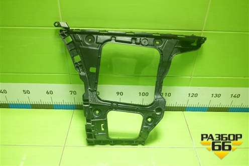 Кронштейн заднего бампера левый (после 2019г) (4M0807453B) для Audi Q7 c 2015г (Ку 7)