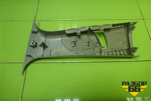 Обшивка стойки центральная верхняя правая (2N11N24582AMW) для Ford Fusion с 2002г (Фьюжн)