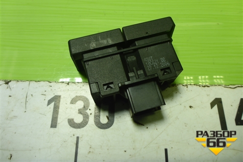 Кнопка обогрева заднего стекла (6S6T18C621BB) для Ford Fusion с 2002г (Фьюжн)