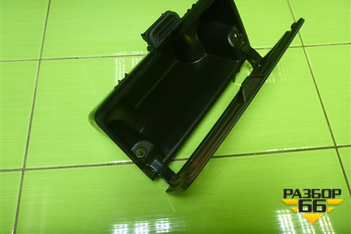 Бардачок (верхний) (6N11N20164ADW) для Ford Fusion с 2002г (Фьюжн)