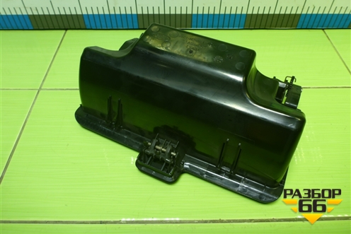 Бардачок (верхний) (6N11N20164ADW) для Ford Fusion с 2002г (Фьюжн)