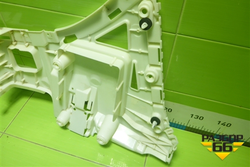 Кронштейн заднего бампера правый (51128081886) для BMW X3 G01 с 2017г (Х3 Г01)